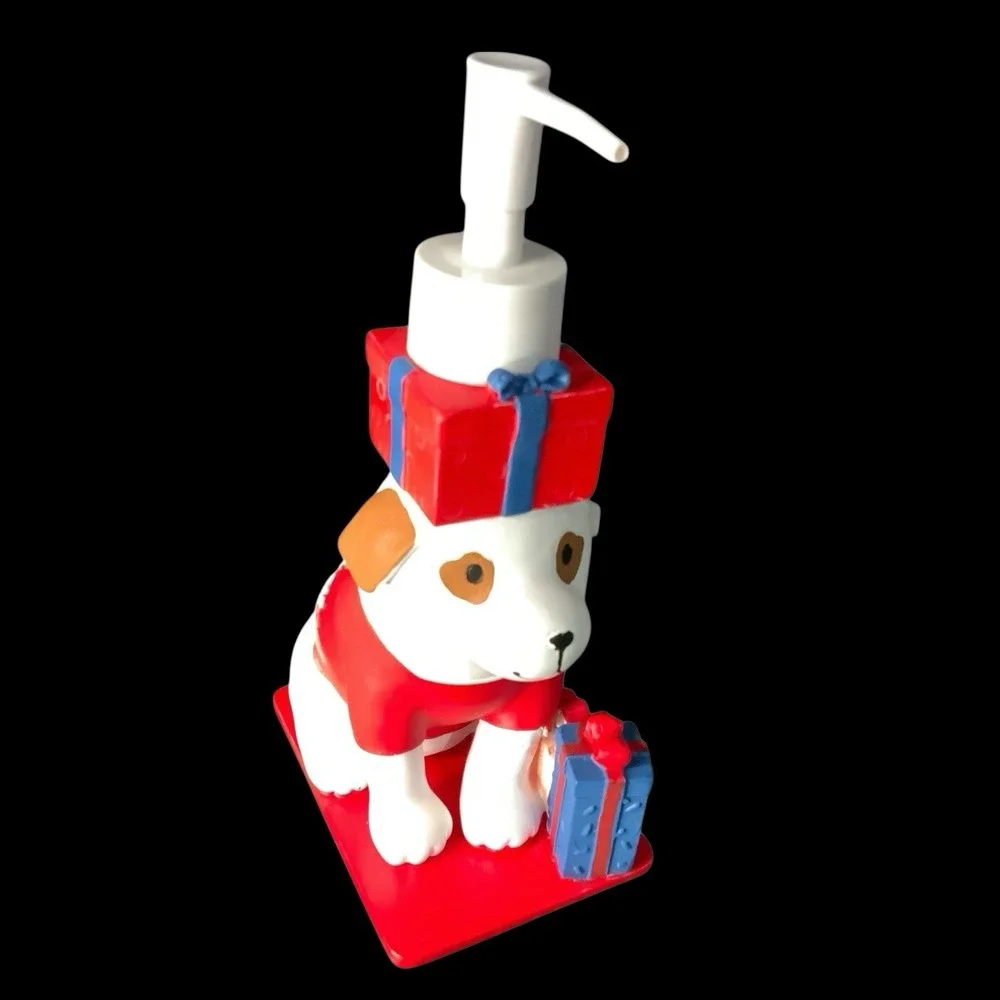Target Wondershop Christmas Dog Presents Snowflakes Soap‎ Pump Dispenser 2023